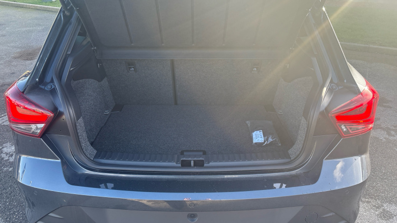 SEAT Ibiza 1.0 TSI 95 FR Sport 5dr Petrol Hatchback